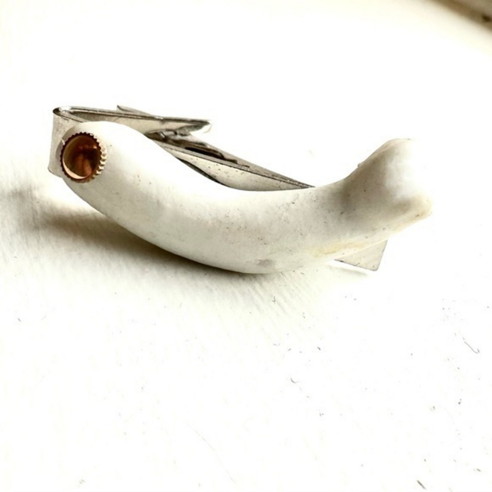 Oddities Porcelain Arm Tie‎ Clip